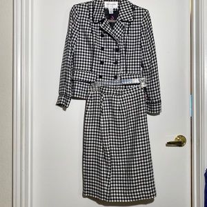 None of New York two pieces suit gingham